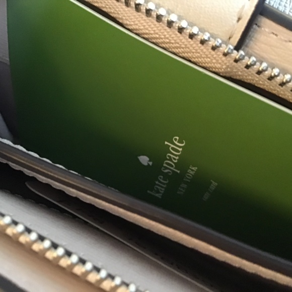 kate spade floral compact wallet - Picture 10 of 11